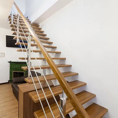 Apartment Leogrand On Doroshenka 38 *