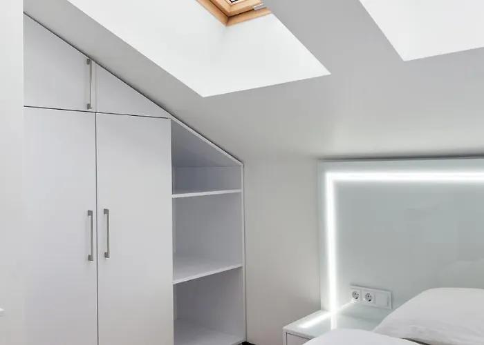 Leogrand On Doroshenka 38